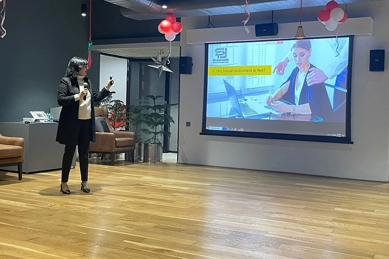 advocate sunita sharma giving training for POSH