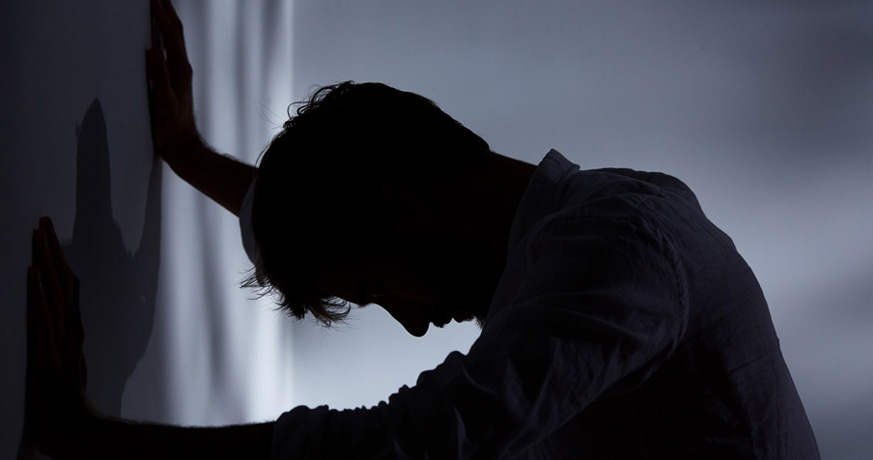 Consult and Hire a Divorce Lawyer