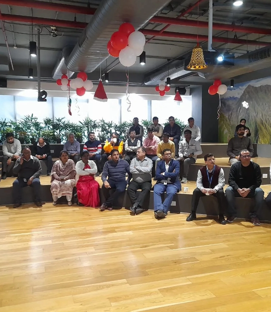 people learning about POSH